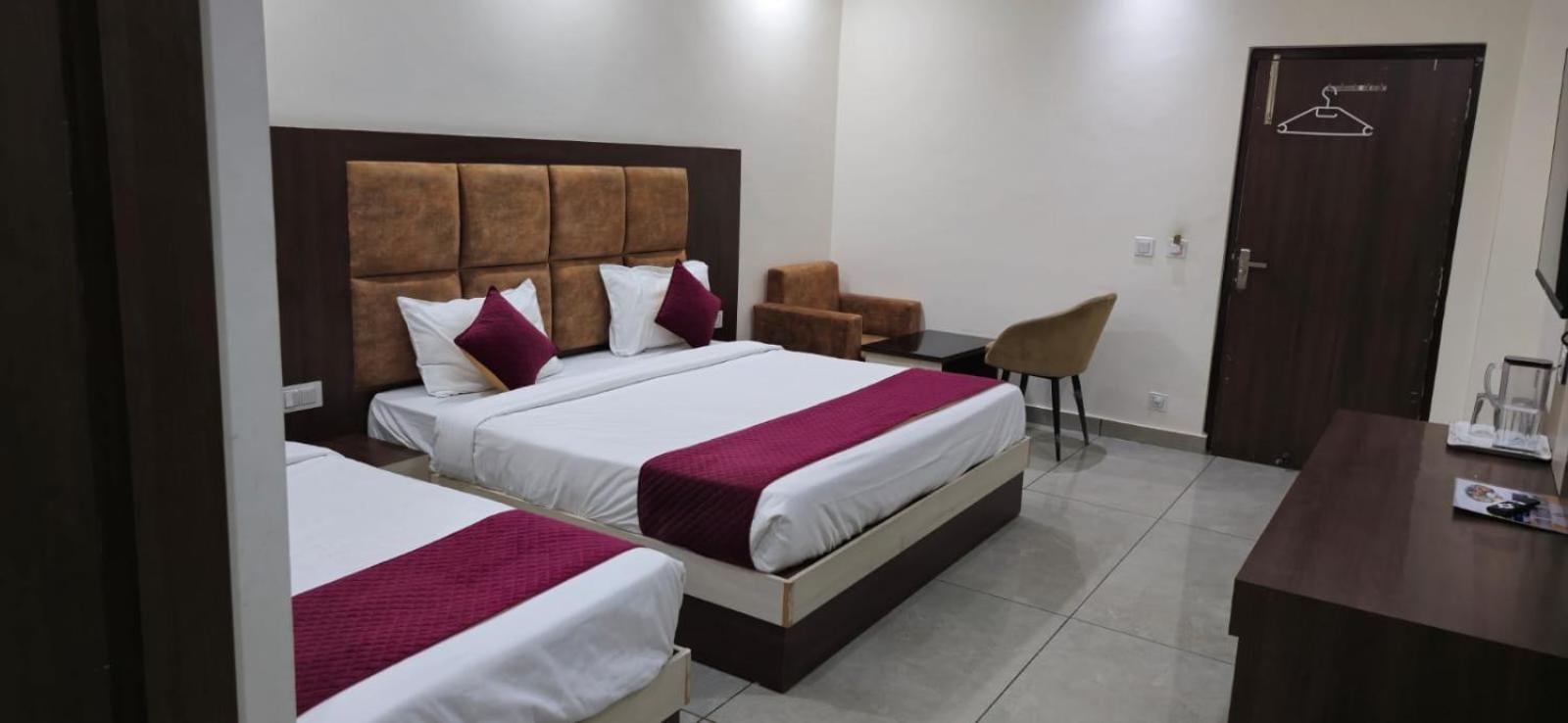 Satya Residency Hotel Katra  Exterior foto