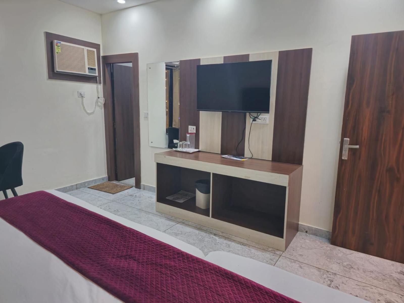 Satya Residency Hotel Katra  Exterior foto