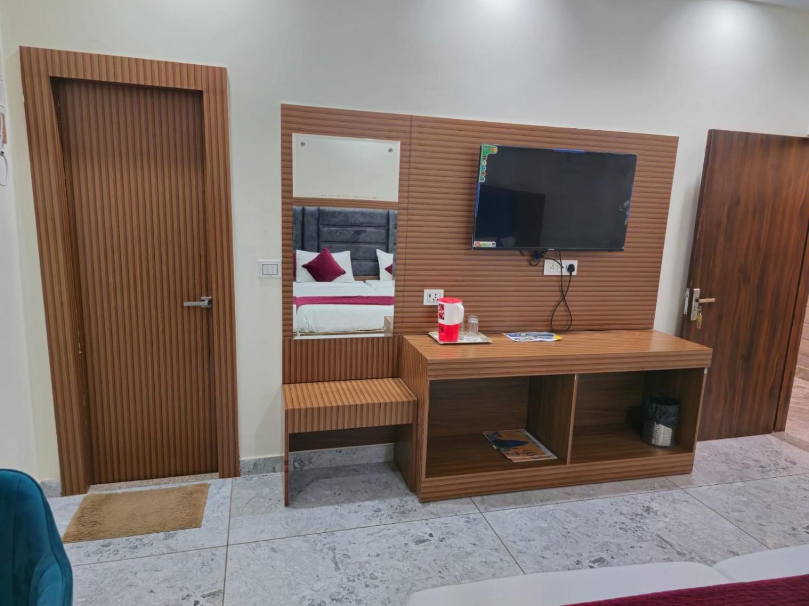 Satya Residency Hotel Katra  Exterior foto
