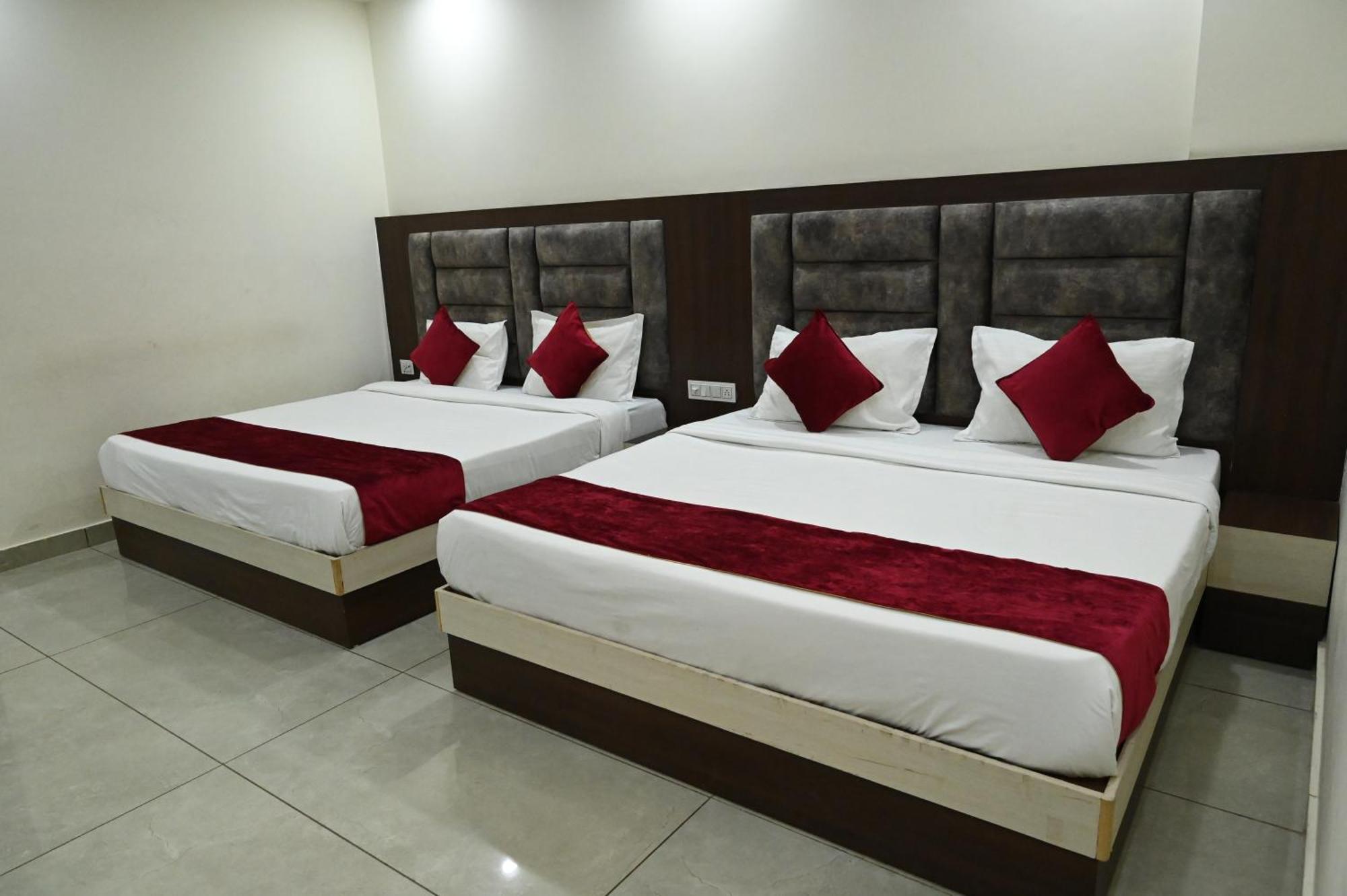 Satya Residency Hotel Katra  Exterior foto