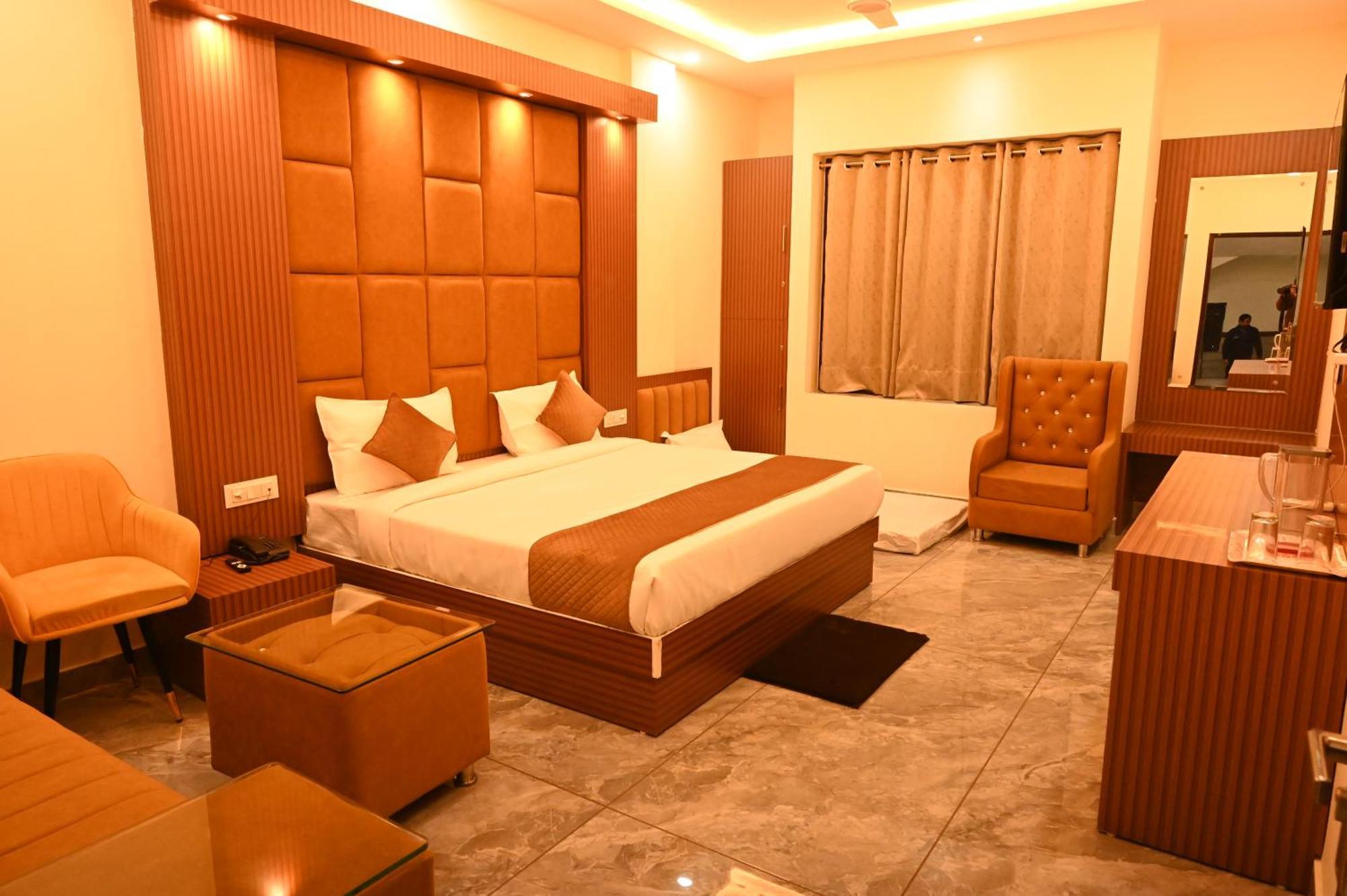 Satya Residency Hotel Katra  Exterior foto