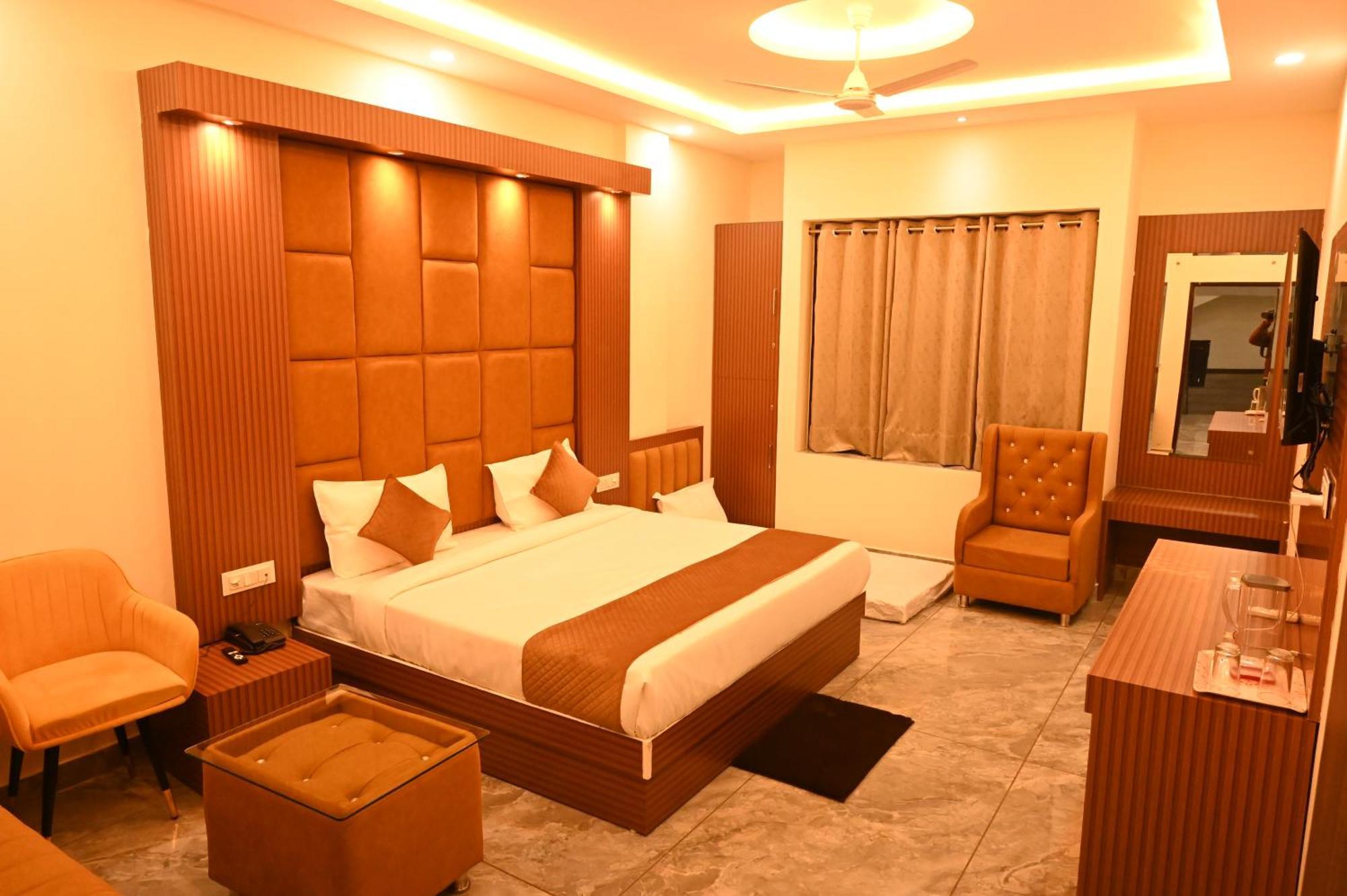 Satya Residency Hotel Katra  Exterior foto