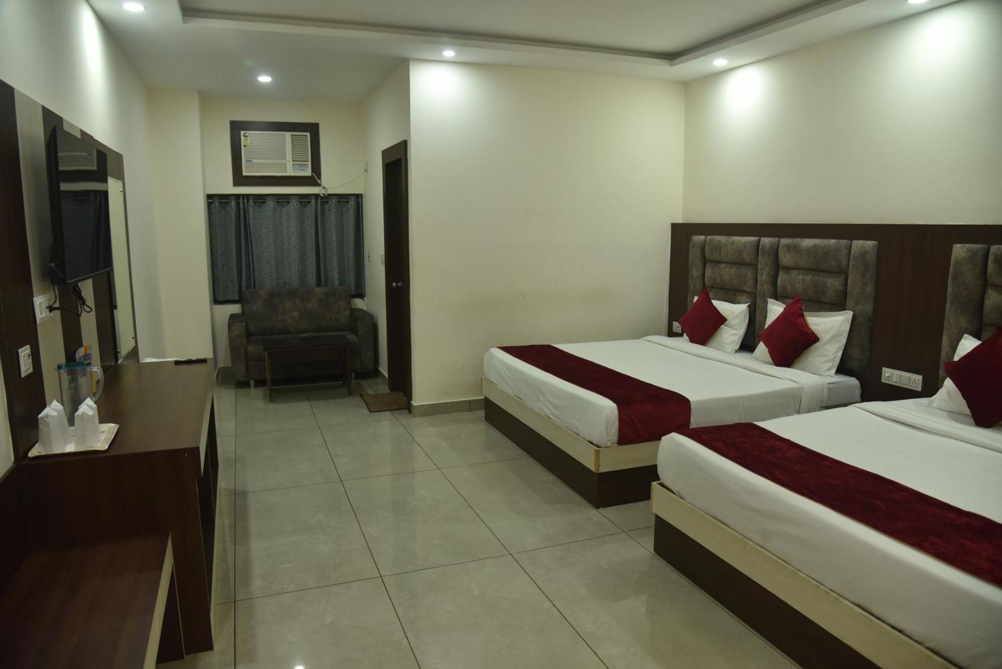 Satya Residency Hotel Katra  Exterior foto